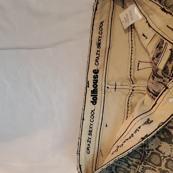 Dollhouse Snake skin Print Tan w/ Rhinestones Jeans - Picture 2 of 12